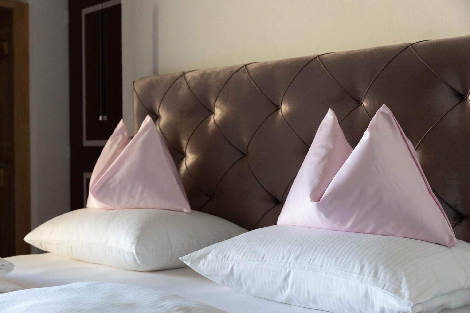 Ansitz Battisti Suites (Adults Only) Кальдаро Номер фото